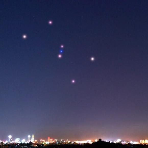 怀念一档深夜广播节目:天涯猎户星