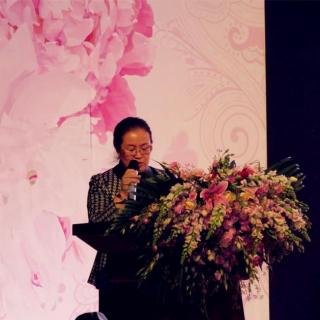 公益行者贾若男:像活佛一样做人做事