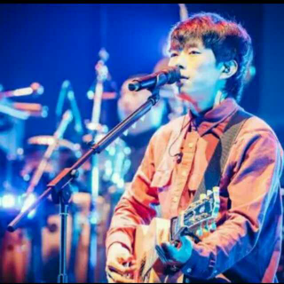 【和我在成都的街头走一走】在线收听_小小饺