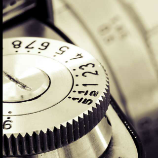 【荨麻疹是怎么一回事】在线收听_小杨同志_