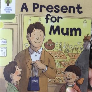 笑笑读英语 a present for mum  主播: 笑笑读英语 2 0