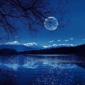 【秋夜,我在远方想你】合诵:碧海青天婉秋
