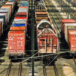 【从上海至莫斯科铁路货物运输成本正变得划算