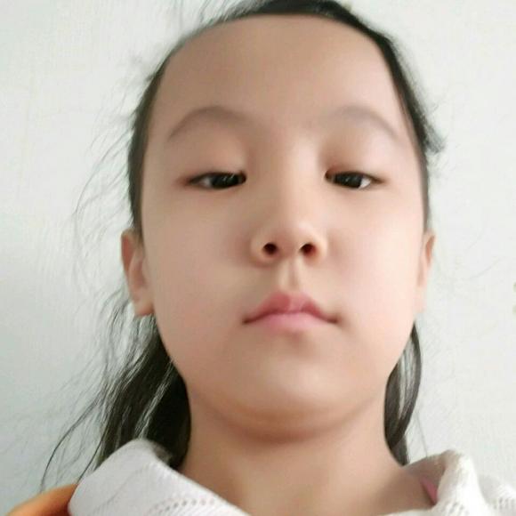 杨佳妮朗读《小狗和青蛙》