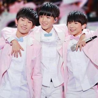 tfboys三小只 未来四叶草陪你们一路起航