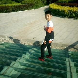 《水调歌头.明月几时有》朗诵:葛秋岩