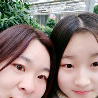 聋哑女孩