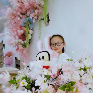 【有的人】在线收听_贾怡婕的播客_荔枝