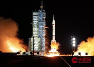 外媒关注神舟13号发射成功