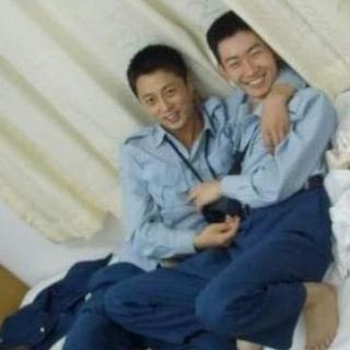 (军同)两个人的礁堡