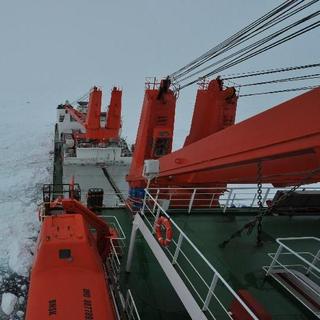 Chinese Icebreaker Xuelong