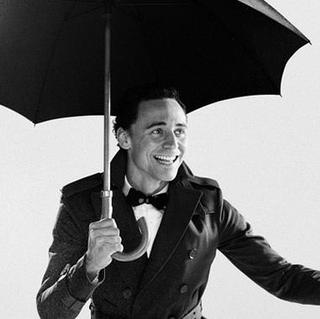 Down By the Sally Gardens by W.B.Yeats read by Tom Hiddleston