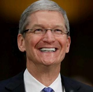 【报道】Tim Cook Speaks Up：I am PROUD to be gay