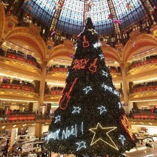 跟着上尚思游世界--法国十二月的关键词 圣诞/新年/打折