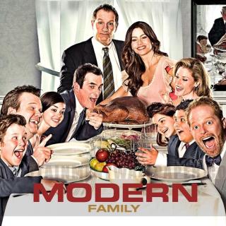 摩登家庭 Modern.Family.S05E02.First.Days