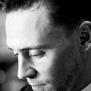 High-Rise read by Tom Hiddleston - Chapter 01