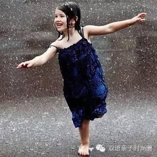 每日朗读Mesmerized by rainfall | 泽睿妈主持 ·双语群友朗读(1.9微信看听)