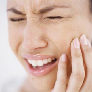 健康160204牙疼应急处理方法