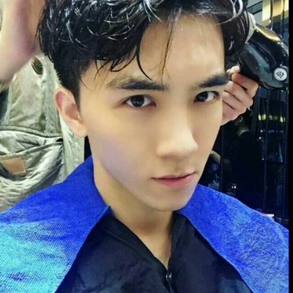 我等不了你了少年*吴大伟