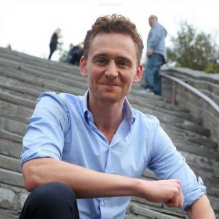 跟抖森(Tom Hiddleston)学诗歌朗诵-第31期:I Love Thee