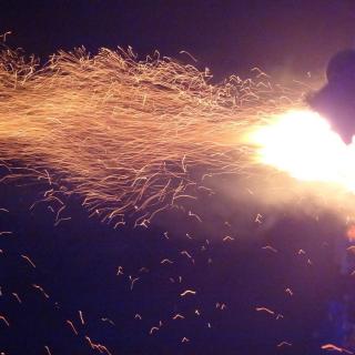 （催眠3D音乐）两个人的篝火照亮整个夜晚