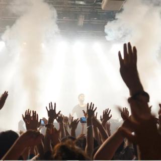 【档次旋律】 全英文TranceHouse音乐百大DJ派对精碟、一路摇摆