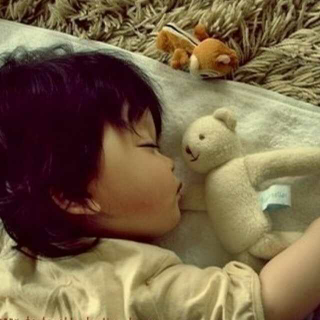 小夕：小男孩和他的玩偶