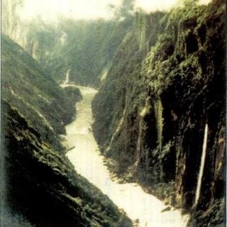 2.雅鲁藏布大峡谷