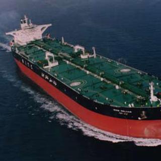 《历史上的今天》：2000年8月18日中国为伊朗建造的超大型油轮在大