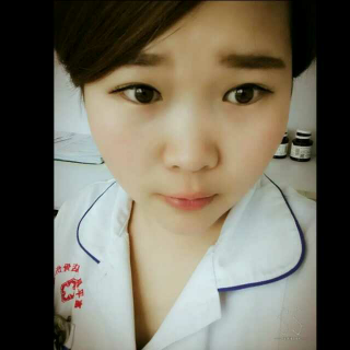 因为   我是一名护士啊