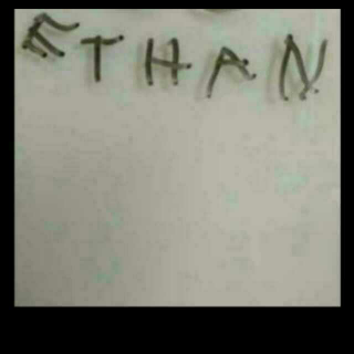 Ethan唱歌