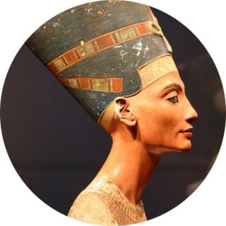 埃及最美的女人—纳芙蒂蒂