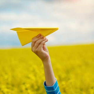 纸飞机的冒险