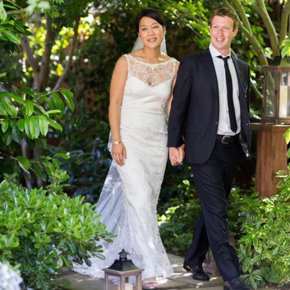 facebook老板娘普莉希拉·陈关于30亿美元疾控计划演讲