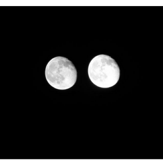 两个月亮（徐志摩）诗歌
