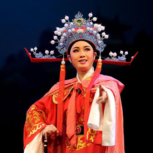 杨伟丹《偿心愿待何年》