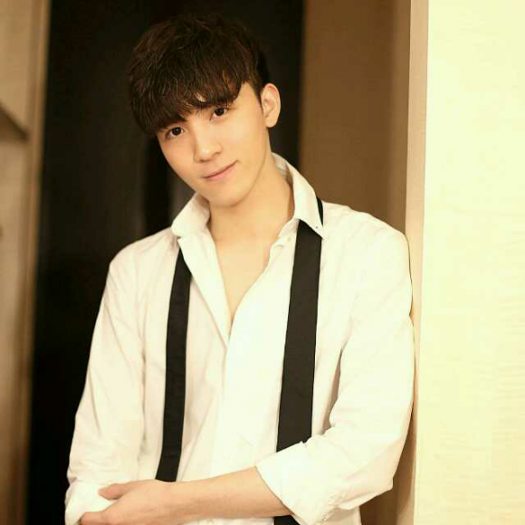 吴大伟:你有你的世界