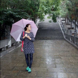 快乐朗诵：等你，在雨中