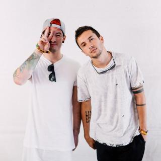 【FUNS寒假特辑】其实只有两个人的：21 pilots