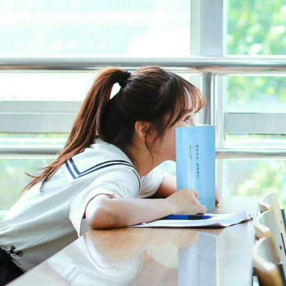 365 文章|《那些年,我们这些没收过情书的女孩》-老妖   主播|慕灵珊