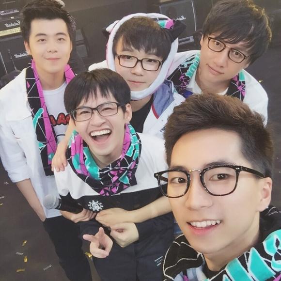 【翘课迟到×西瓜jun×西瓜kune×佑可猫×mario】你说那c和弦就是.