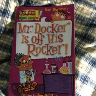 Mr. Docker Is of His Rocker！🚟🚟🚟🚉🚉🚉🚉🛳🛳🛳🛳🚟🛥🛥🌴