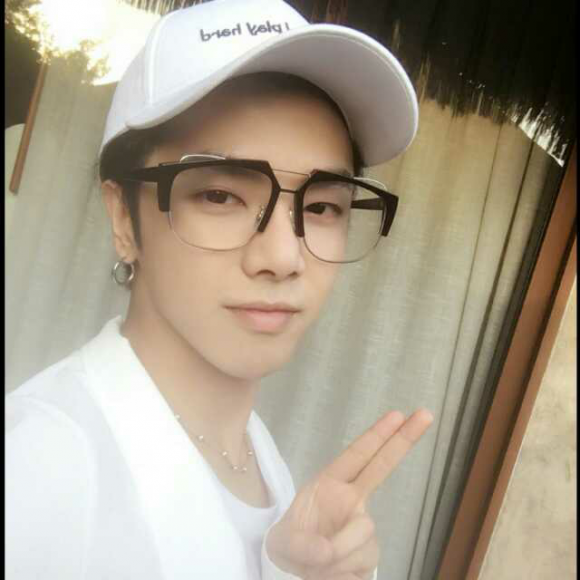 00:00 00:00 寻  178 寻  - 华晨宇  词:十禾  曲:华晨宇  编曲:郑楠