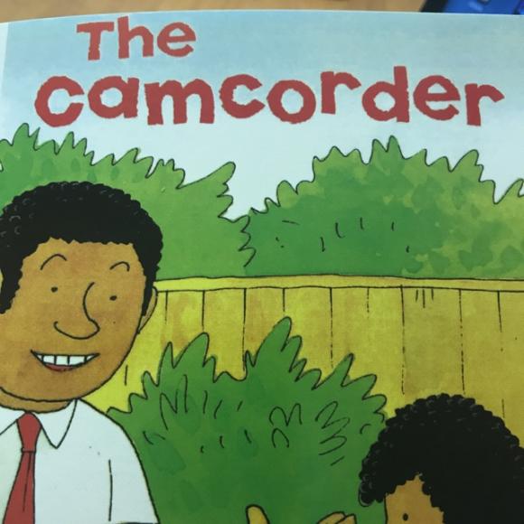 牛津阅读树4-11 the camcorder