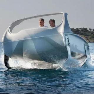 法国水上出租车试航成功，号称“零噪音、零波浪和零排放”
