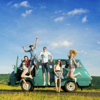 《嘿,抬头》——贰佰 2.《儿时》——刘昊霖 3.