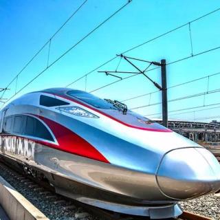 中国最新版高铁＂复兴号＂来了