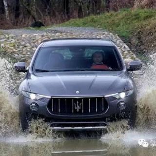 汽车可以通过多深的积水?