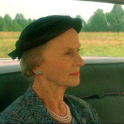 本周推荐的电影《为黛西小姐开车》  主演:摩根·弗里曼,杰西卡·坦迪