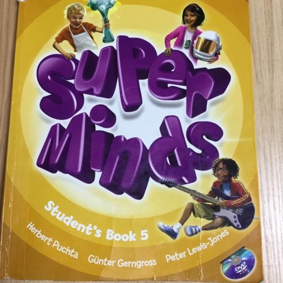 super minds unit 6 lost in the city